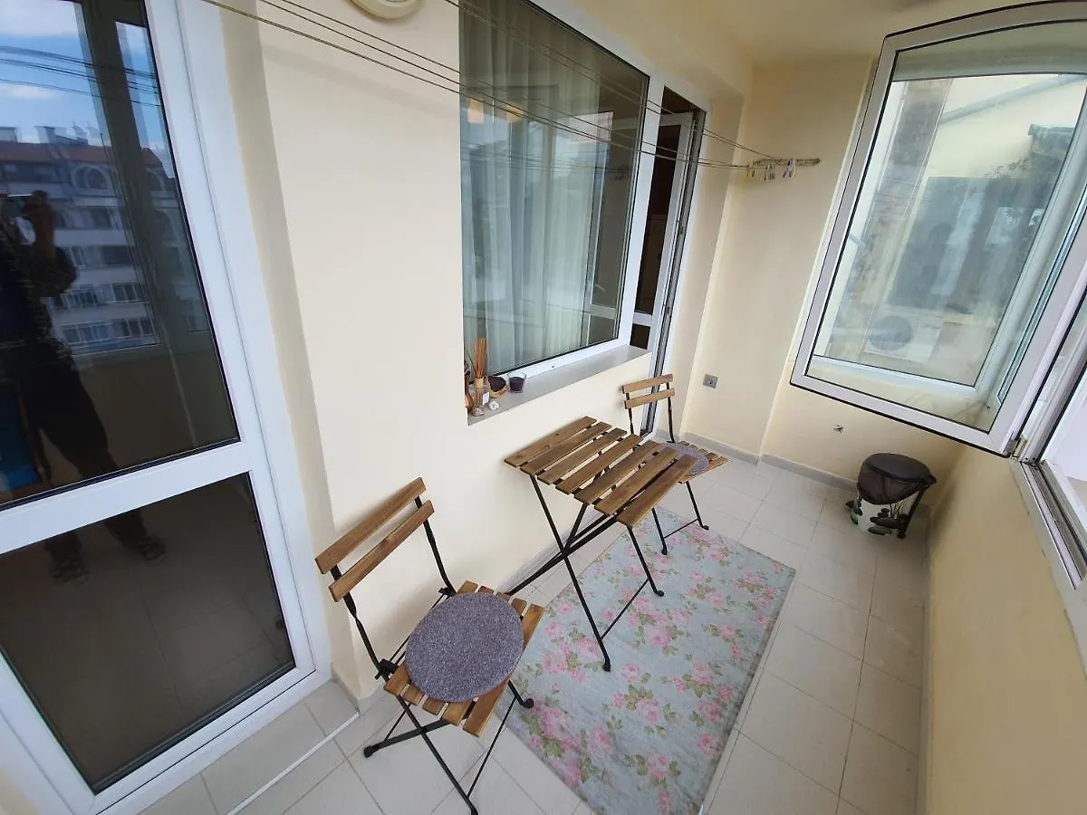 Joy App Near Sea Garden Apartment Burgas